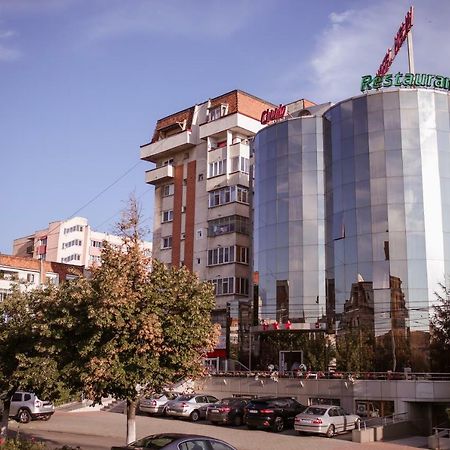 Hotel Helin - Calea Bucuresti 克拉奥华 外观 照片