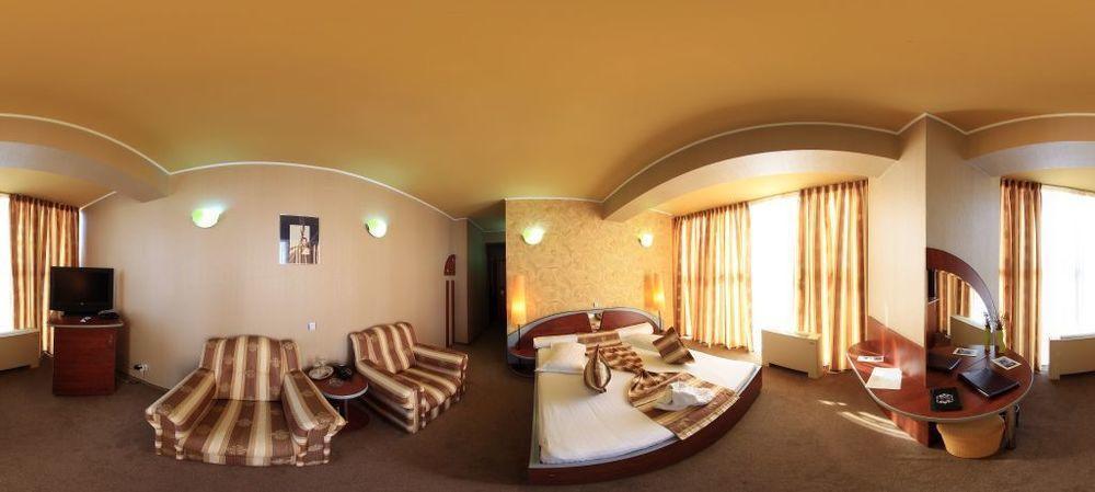 Hotel Helin - Calea Bucuresti 克拉奥华 外观 照片
